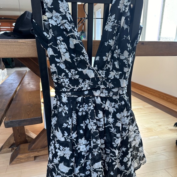 Abercrombie dress size small - Picture 2 of 3